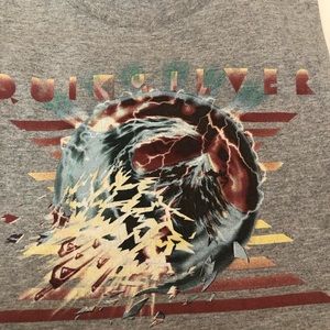 Quicksilver Vintage 100% cotton boys T-shirt SZ medium Super cool !!